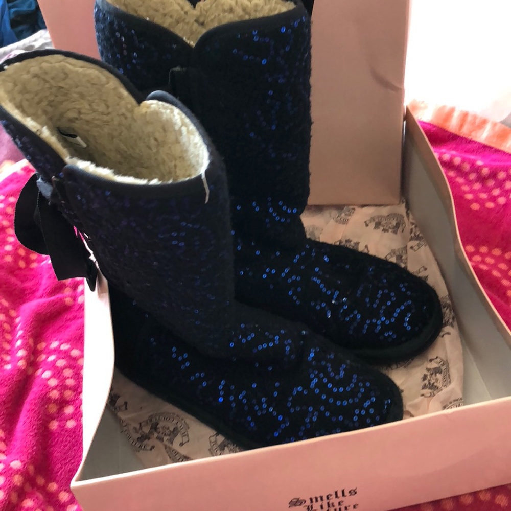 JUICY COUTURE COLLECTION WINTER BOOTS